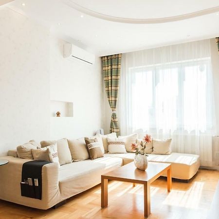 100кв.м. 2 спалень, 2 окремих ванних Квартира в Sofia City Center Екстер'єр фото