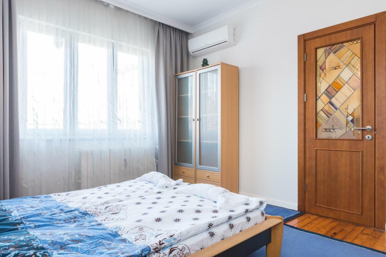100кв.м. 2 спалень, 2 окремих ванних Квартира в Sofia City Center Екстер'єр фото