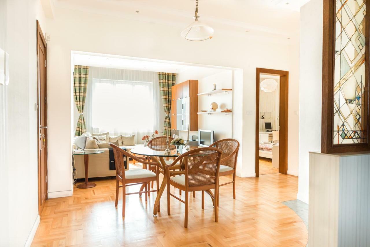 100кв.м. 2 спалень, 2 окремих ванних Квартира в Sofia City Center Екстер'єр фото