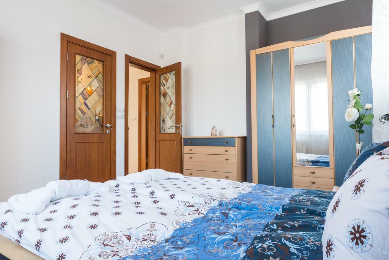 100кв.м. 2 спалень, 2 окремих ванних Квартира в Sofia City Center Екстер'єр фото